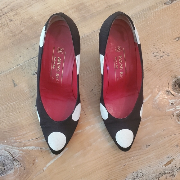 Bruno Magli - Picture 3 of 5